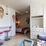 Villas y Casas del Mar